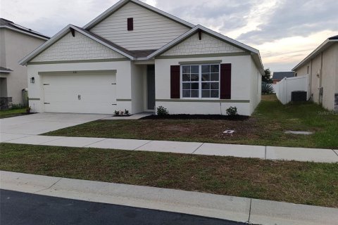 Villa ou maison à vendre à Winter Haven, Floride: 4 chambres, 171.96 m2 № 2398323 - photo 2