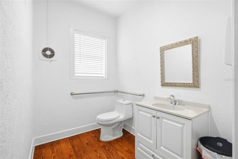 Immobilier commercial à vendre à Saint Petersburg, Floride: 460.8 m2 № 2220998 - photo 24
