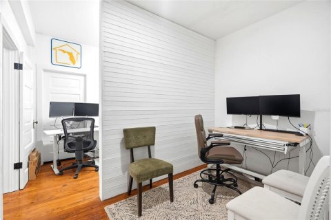 Immobilier commercial à vendre à Saint Petersburg, Floride: 460.8 m2 № 2220998 - photo 18