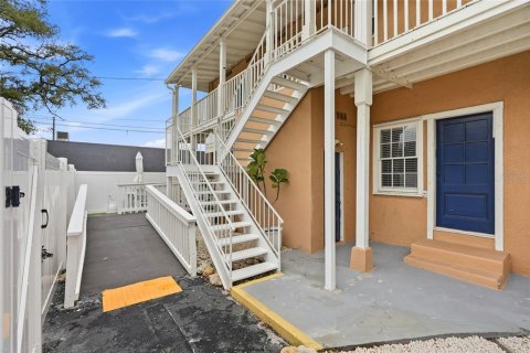 Immobilier commercial à vendre à Saint Petersburg, Floride: 460.8 m2 № 2220998 - photo 28