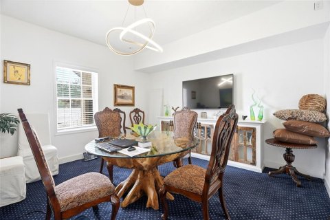 Immobilier commercial à vendre à Saint Petersburg, Floride: 460.8 m2 № 2220998 - photo 15