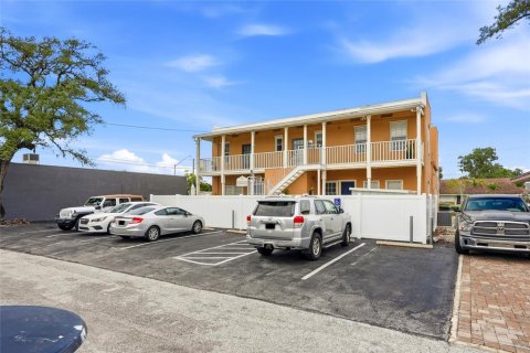 Immobilier commercial à vendre à Saint Petersburg, Floride: 460.8 m2 № 2220998 - photo 7
