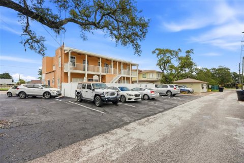 Immobilier commercial à vendre à Saint Petersburg, Floride: 460.8 m2 № 2220998 - photo 6