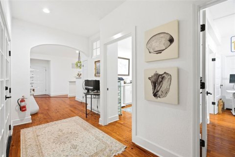 Immobilier commercial à vendre à Saint Petersburg, Floride: 460.8 m2 № 2220998 - photo 16