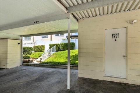 Townhouse in Ocala, Florida 2 bedrooms, 163.88 sq.m. № 1908917 - photo 29