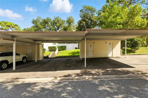 Townhouse in Ocala, Florida 2 bedrooms, 163.88 sq.m. № 1908917 - photo 28