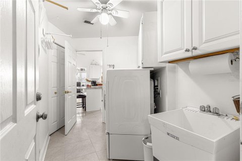 House in Ocala, Florida 3 bedrooms, 167.78 sq.m. № 1536712 - photo 22