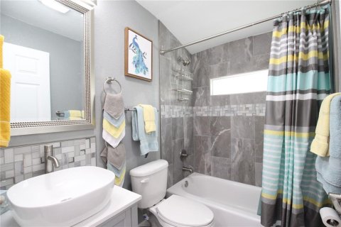 Villa ou maison à louer à Gainesville, Floride: 46.82 m2 № 1571057 - photo 13