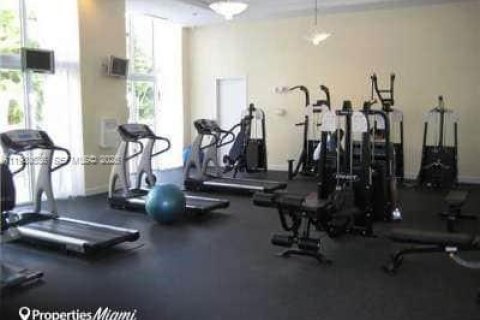 Купить кондоминиум в Авентура, Флорида 2 спальни, 99.68м2, № 2046837 - фото 13