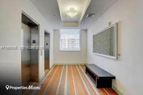 Купить кондоминиум в Авентура, Флорида 2 спальни, 99.68м2, № 2046837 - фото 14