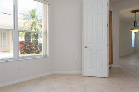 Villa ou maison à vendre à North Port, Floride: 2 chambres, 136.66 m2 № 1919198 - photo 17
