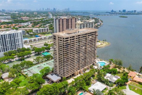 Condo in Miami, Florida, 2 bedrooms  № 1839174 - photo 30