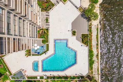Condo in Miami, Florida, 2 bedrooms  № 1839174 - photo 29