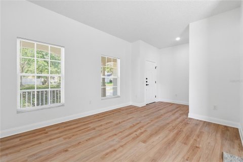 Casa en venta en Lutz, Florida, 5 dormitorios, 212.75 m2 № 2383387 - foto 9