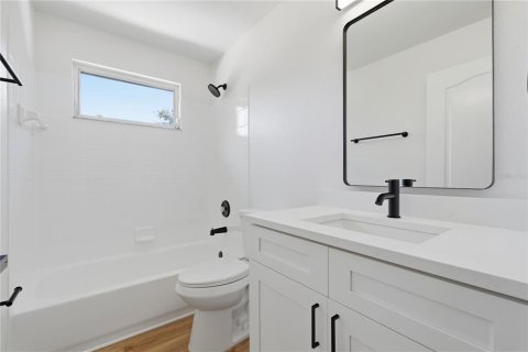 Casa en venta en Lutz, Florida, 5 dormitorios, 212.75 m2 № 2383387 - foto 25
