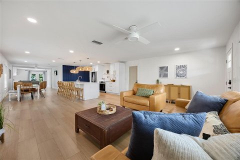 Villa ou maison à vendre à Ormond Beach, Floride: 3 chambres, 159.33 m2 № 2360626 - photo 5
