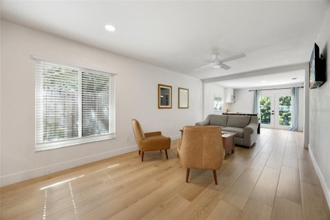 Villa ou maison à vendre à Ormond Beach, Floride: 3 chambres, 159.33 m2 № 2360626 - photo 19