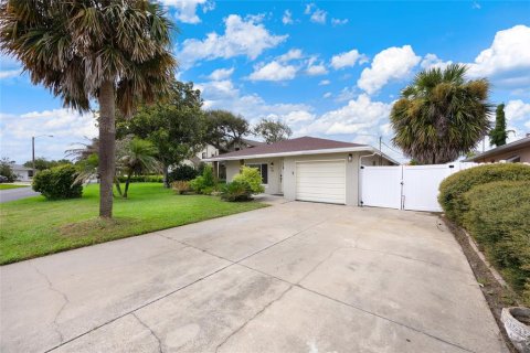 Villa ou maison à vendre à Ormond Beach, Floride: 3 chambres, 159.33 m2 № 2360626 - photo 8