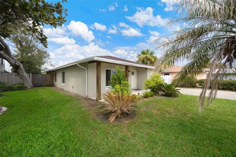 Villa ou maison à vendre à Ormond Beach, Floride: 3 chambres, 159.33 m2 № 2360626 - photo 9