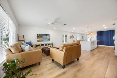 Villa ou maison à vendre à Ormond Beach, Floride: 3 chambres, 159.33 m2 № 2360626 - photo 10