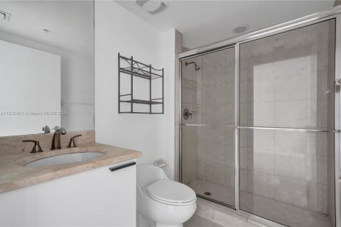 Condominio en venta en North Miami, Florida, 3 dormitorios, 167.32 m2 № 1809329 - foto 18