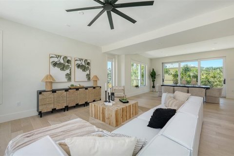 House in Sarasota, Florida 4 bedrooms, 341.51 sq.m. № 1640848 - photo 16