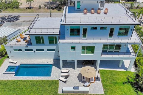 House in Sarasota, Florida 4 bedrooms, 341.51 sq.m. № 1640848 - photo 8