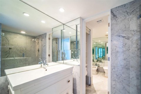 Condominio en alquiler en Miami Beach, Florida, 2 dormitorios, 161.09 m2 № 2029609 - foto 19