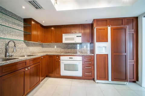Condominio en alquiler en Miami Beach, Florida, 2 dormitorios, 161.09 m2 № 2029609 - foto 10