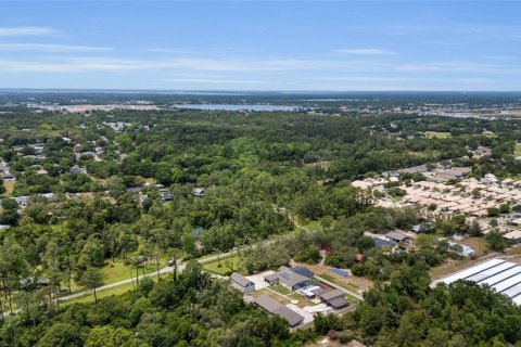Casa en venta en Mount Dora, Florida, 4 dormitorios, 338.35 m2 № 1654049 - foto 12