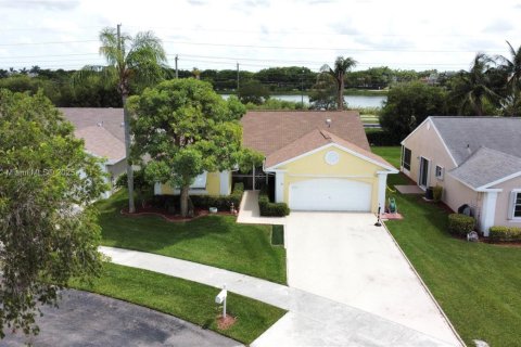 Villa ou maison à vendre à Homestead, Floride: 3 chambres, 156.08 m2 № 1981485 - photo 25