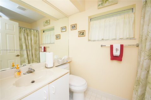 Villa ou maison à vendre à Homestead, Floride: 3 chambres, 156.08 m2 № 1981485 - photo 16