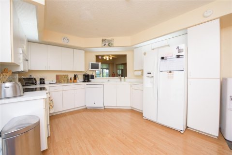 Villa ou maison à vendre à Homestead, Floride: 3 chambres, 156.08 m2 № 1981485 - photo 6