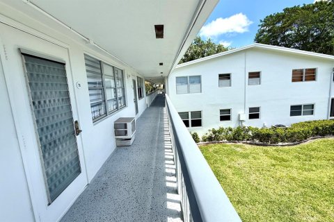 Copropriété à vendre à Deerfield Beach, Floride: 1 chambre, 54.35 m2 № 2178029 - photo 25