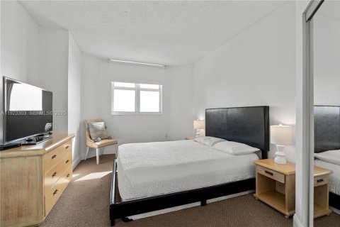 Copropriété à vendre à Sunny Isles Beach, Floride: 3 chambres, 172.8 m2 № 1976856 - photo 12