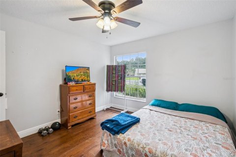 House in DeLand, Florida 4 bedrooms, 218.41 sq.m. № 2309076 - photo 21
