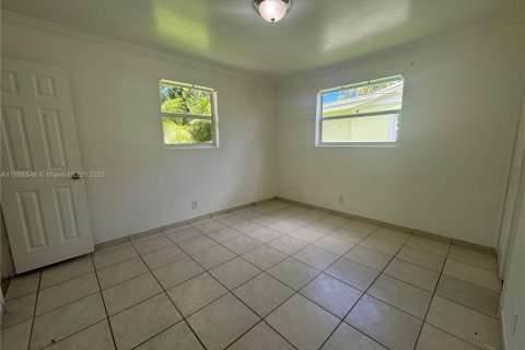 Villa ou maison à louer à North Lauderdale, Floride: 3 chambres, 90.58 m2 № 1949781 - photo 7