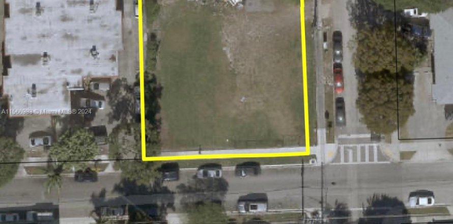 Land in Miami, Florida № 1104519
