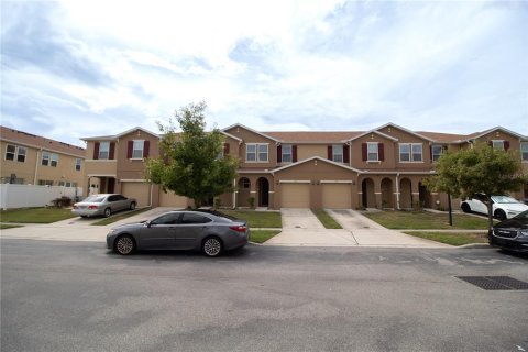 Touwnhouse à louer à Kissimmee, Floride: 4 chambres, 153.2 m2 № 2399472 - photo 2