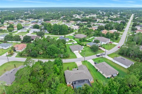 House in Palm Coast, Florida 4 bedrooms, 205.13 sq.m. № 1826737 - photo 10