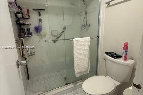 Condo in Hallandale Beach, Florida, 2 bedrooms  № 1929456 - photo 21