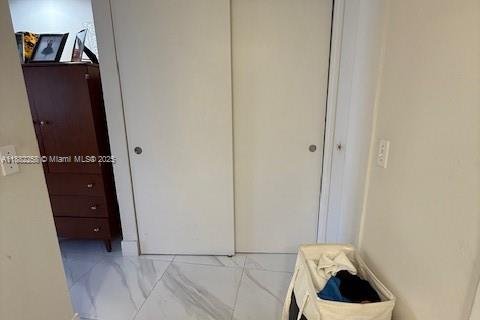 Купить кондоминиум в Халландейл-Бич, Флорида 2 спальни, 116.13м2, № 1929456 - фото 20