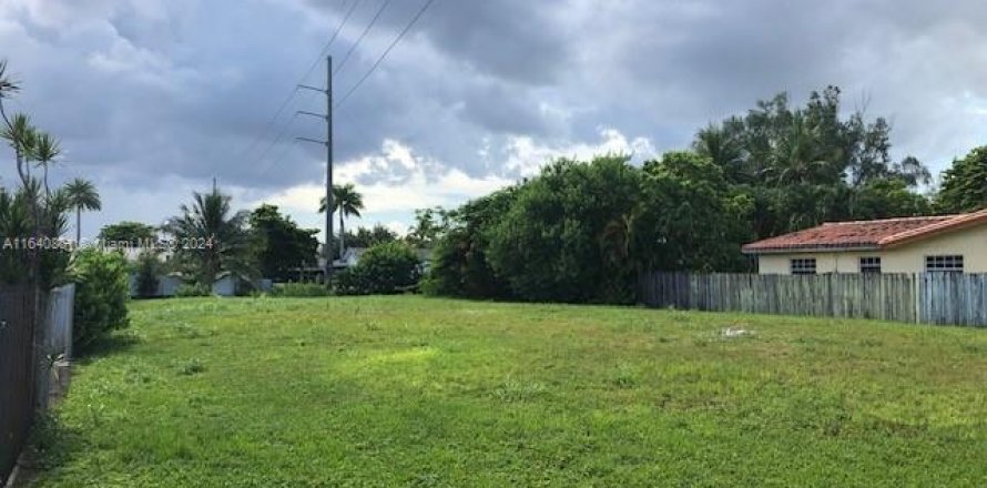 Terrain à Miami, Floride № 1812118