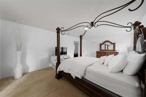 Casa en venta en Kissimmee, Florida, 3 dormitorios, 224.82 m2 № 2138177 - foto 15