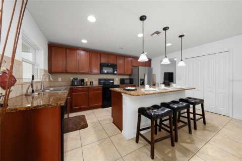Casa en venta en Kissimmee, Florida, 3 dormitorios, 224.82 m2 № 2138177 - foto 6