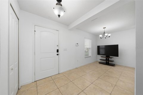 Casa en venta en Kissimmee, Florida, 3 dormitorios, 224.82 m2 № 2138177 - foto 3