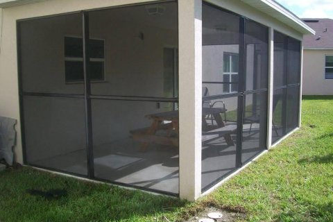 Casa en venta en Kissimmee, Florida, 3 dormitorios, 224.82 m2 № 2138177 - foto 29