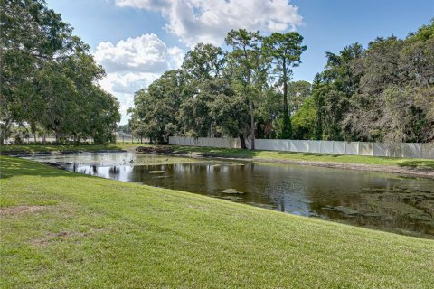 Townhouse in Plant City, Florida 3 bedrooms, 144.93 sq.m. № 1854133 - photo 21
