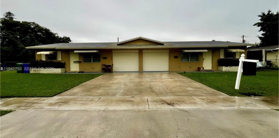 Villa ou maison à Margate, Floride 3 chambres, 233 m2 № 2000145