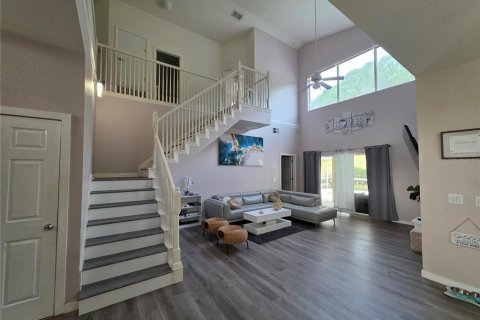 House in Davenport, Florida 5 bedrooms, 234.67 sq.m. № 2267481 - photo 8